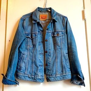 Levi’s Ex-boyfriend Trucker Jacket